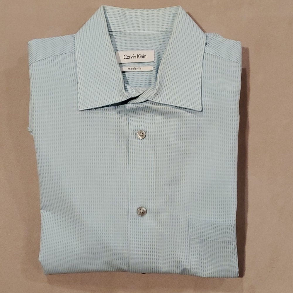 Stylish men light blue dress shirt